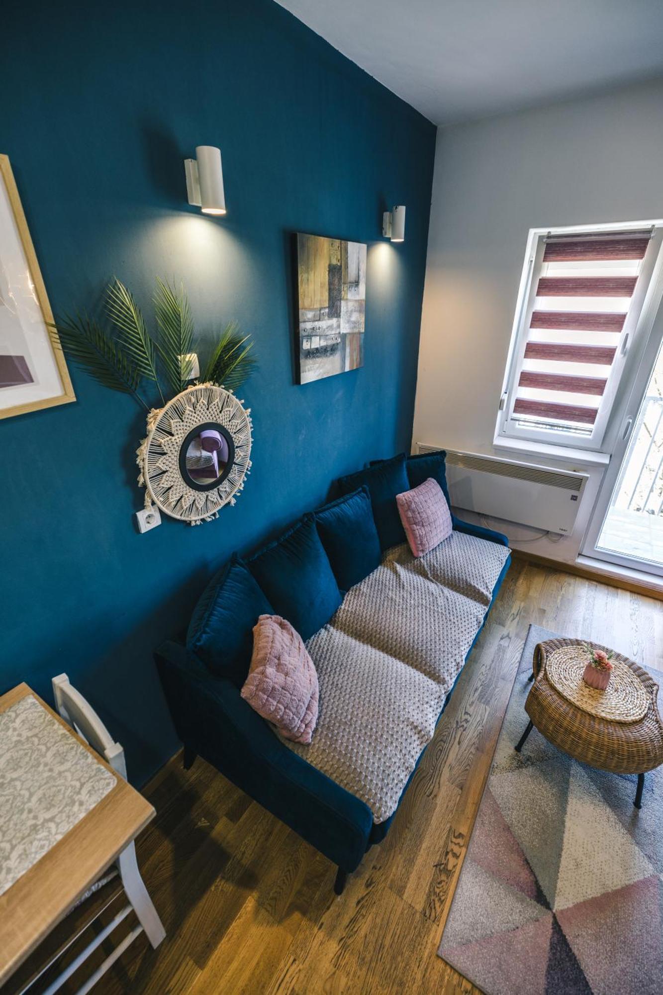 Spa Apartment Yin - Hot Tub, Sauna, Spa Novi Sad Bagian luar foto
